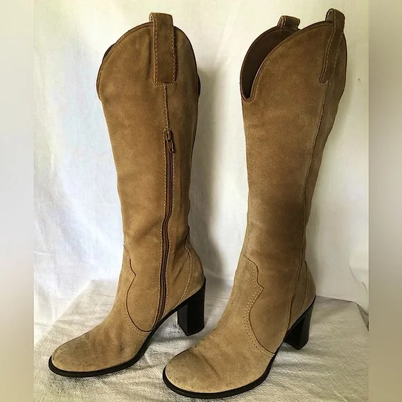 Fran Sarto Suede Heeled Boots - Picture 2 of 8